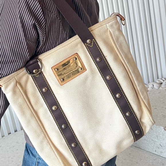 Authentic Louis Vuitton Canvas Antigua MM - Picture 15 of 15